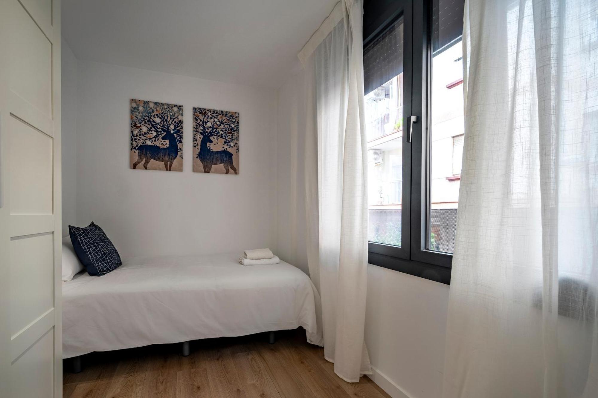 הוספיטלט דה יוברגאט Habitat Apartments Teatre מראה חיצוני תמונה
